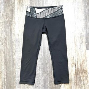 LULULEMON ATHLETICA Wunder Under Crop Legging Size 6